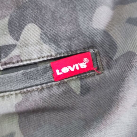 Levl's Cargo Jogger women's youth size XL camo taper  stretchy - Picture 4 of 16